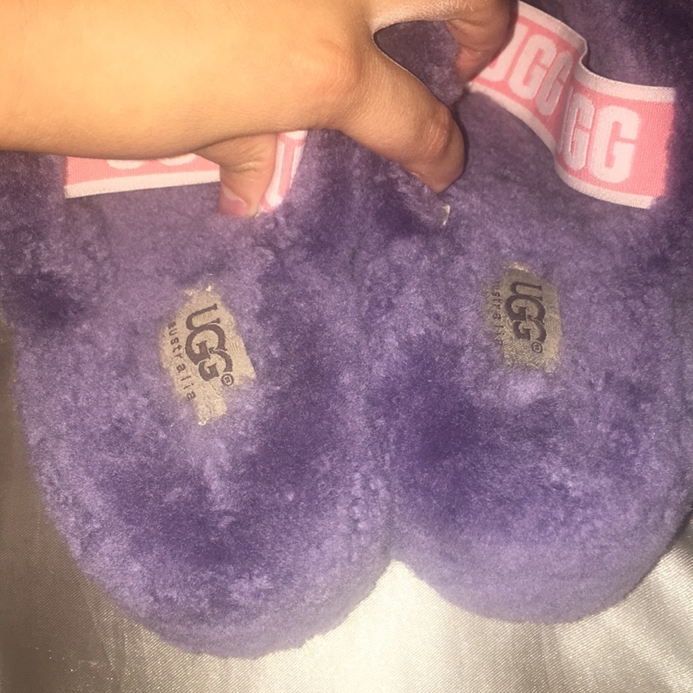 Ugg slides - Picture 2 of 4
